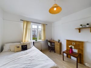 room 3 - click for photo gallery